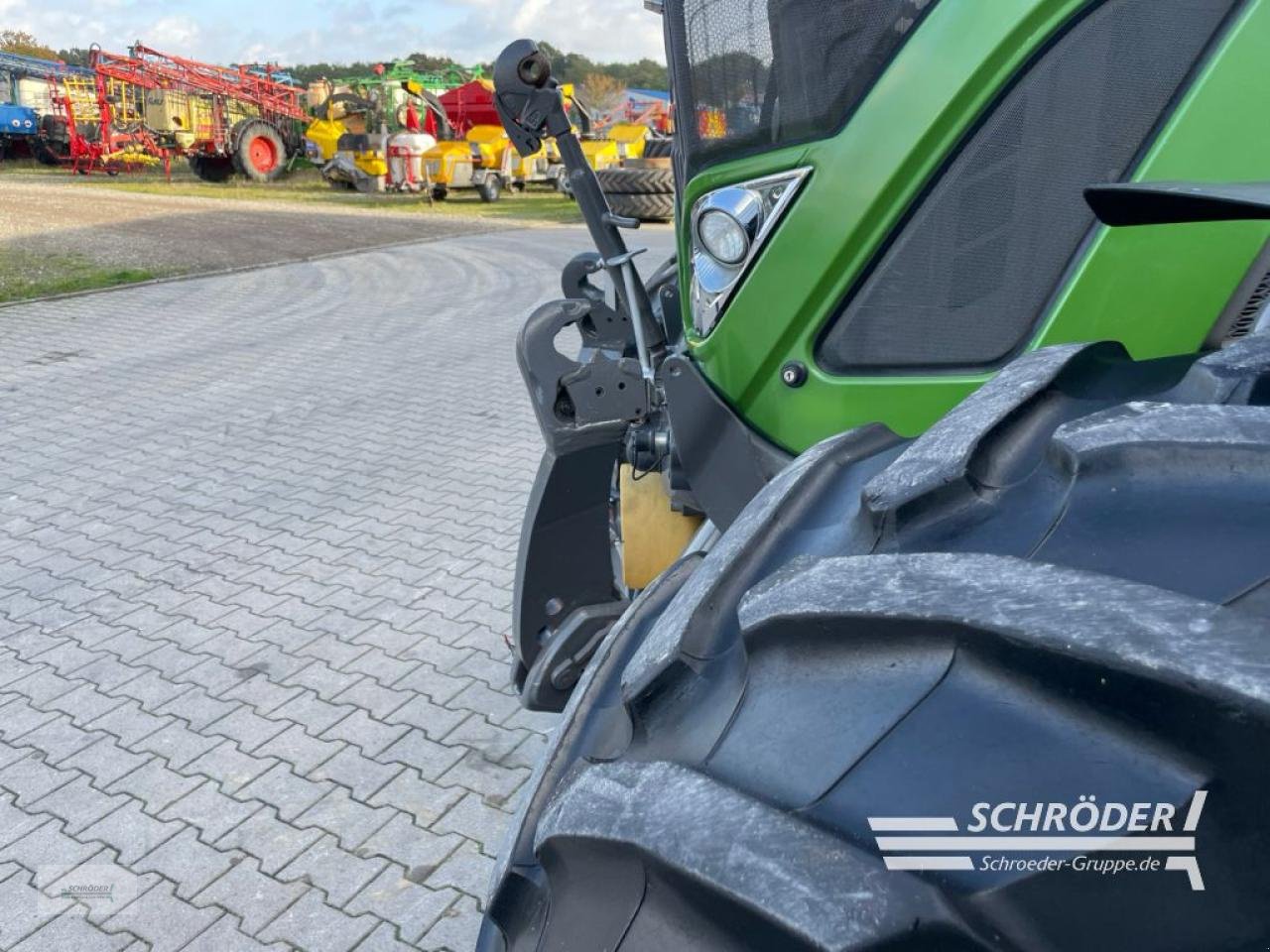 Traktor van het type Fendt 724 S4 PROFI PLUS, Gebrauchtmaschine in Wildeshausen (Foto 10)