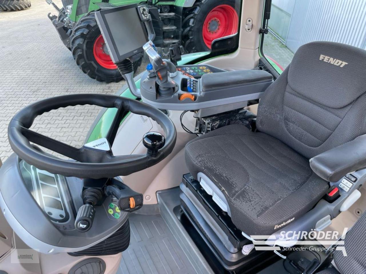 Traktor a típus Fendt 724 S4 PROFI PLUS, Gebrauchtmaschine ekkor: Wildeshausen (Kép 12)