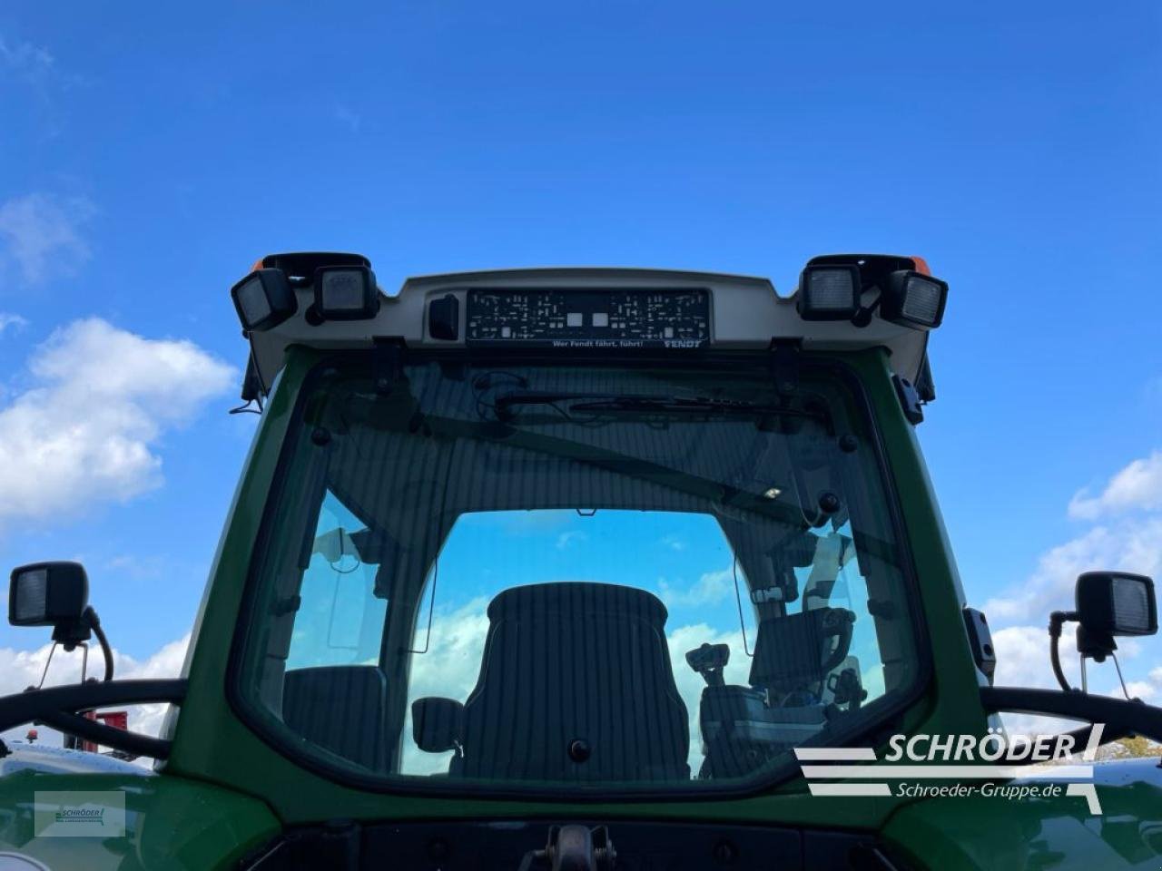 Traktor van het type Fendt 724 S4 PROFI PLUS, Gebrauchtmaschine in Wildeshausen (Foto 17)