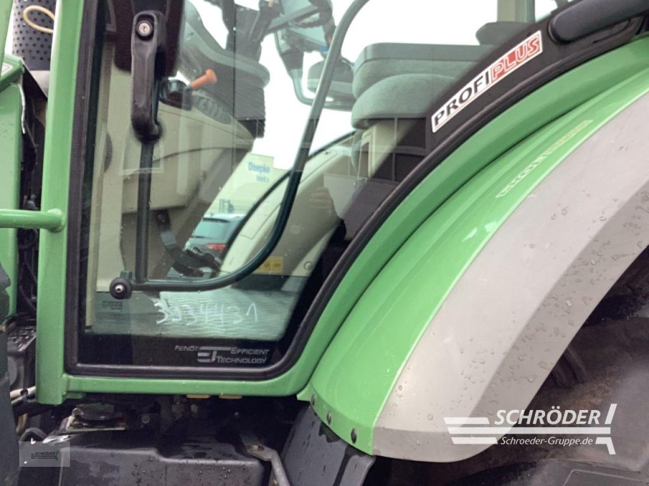 Traktor des Typs Fendt 724 S4 PROFI PLUS, Gebrauchtmaschine in Norden (Bild 17)