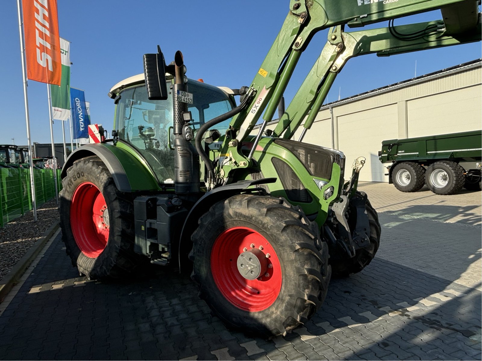 Traktor des Typs Fendt 724 S4 Profi Plus, Gebrauchtmaschine in Bad Oldesloe (Bild 1)