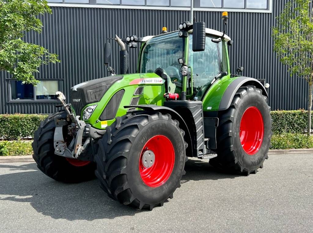 Traktor van het type Fendt 724 S4 Profi, Gebrauchtmaschine in Nijkerkerveen (Foto 1)