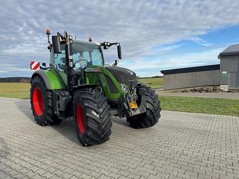 Traktor des Typs Fendt 724 S4 ProfiPlus, Gebrauchtmaschine in Strasswalchen (Bild 3)