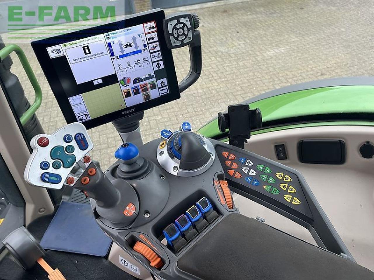 Traktor типа Fendt 724 s4 profiplus, Gebrauchtmaschine в gg VEGHEL (Фотография 4)