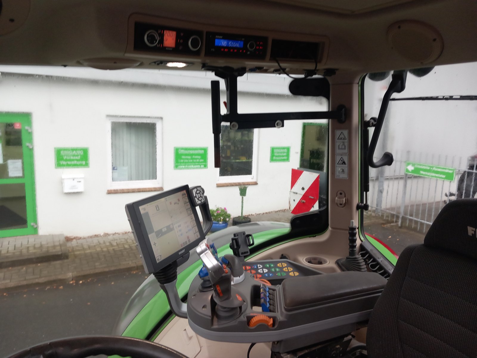 Traktor typu Fendt 724 S4 ProfiPlus, Gebrauchtmaschine v Eckernförde (Obrázek 9)