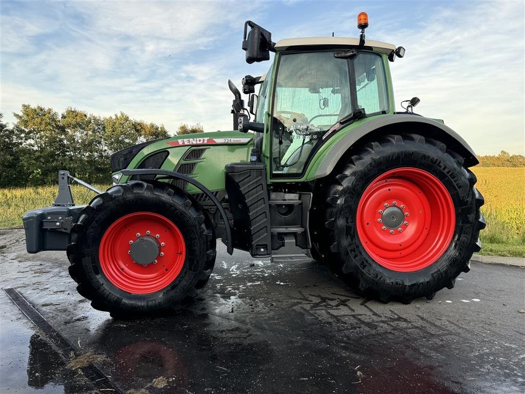 Traktor of the type Fendt 724 SCR Profi Plus KUN 6500 TIMER OG MED RTK AUTOSTYRING!, Gebrauchtmaschine in Nørager (Picture 3)