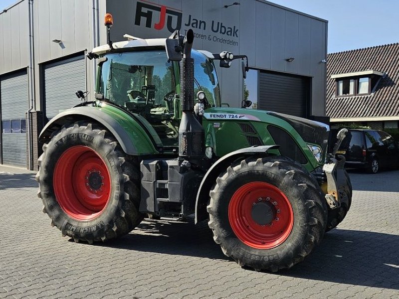 Traktor des Typs Fendt 724 SCR Profi, Gebrauchtmaschine in Staphorst (Bild 1)