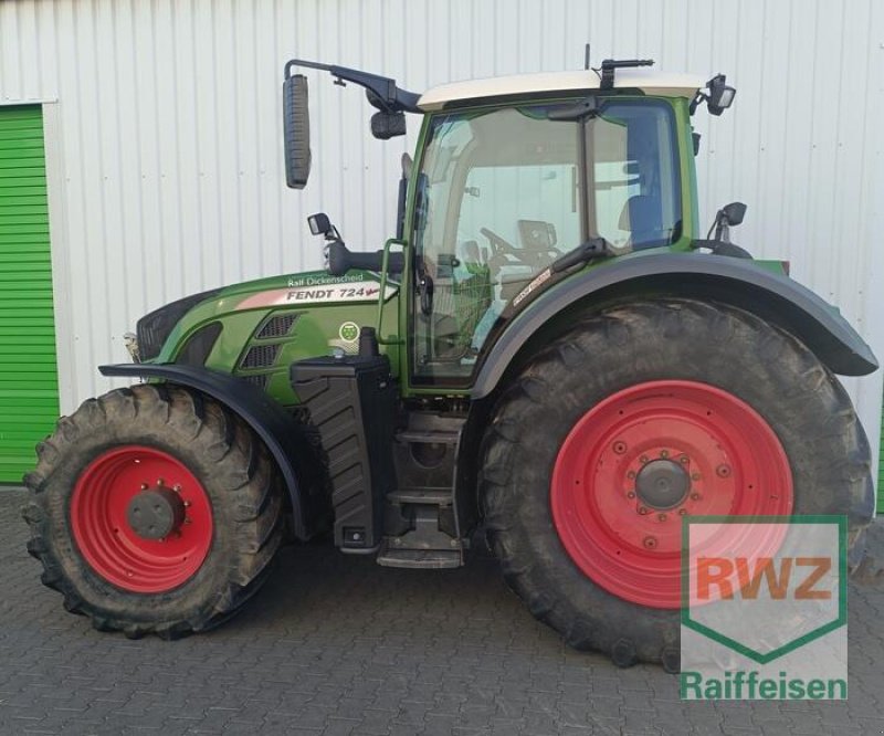 Traktor des Typs Fendt 724 Vario gebraucht, Gebrauchtmaschine in Saulheim (Bild 1)