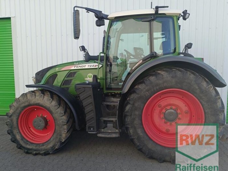 Traktor des Typs Fendt 724 Vario gebraucht, Gebrauchtmaschine in Saulheim (Bild 1)