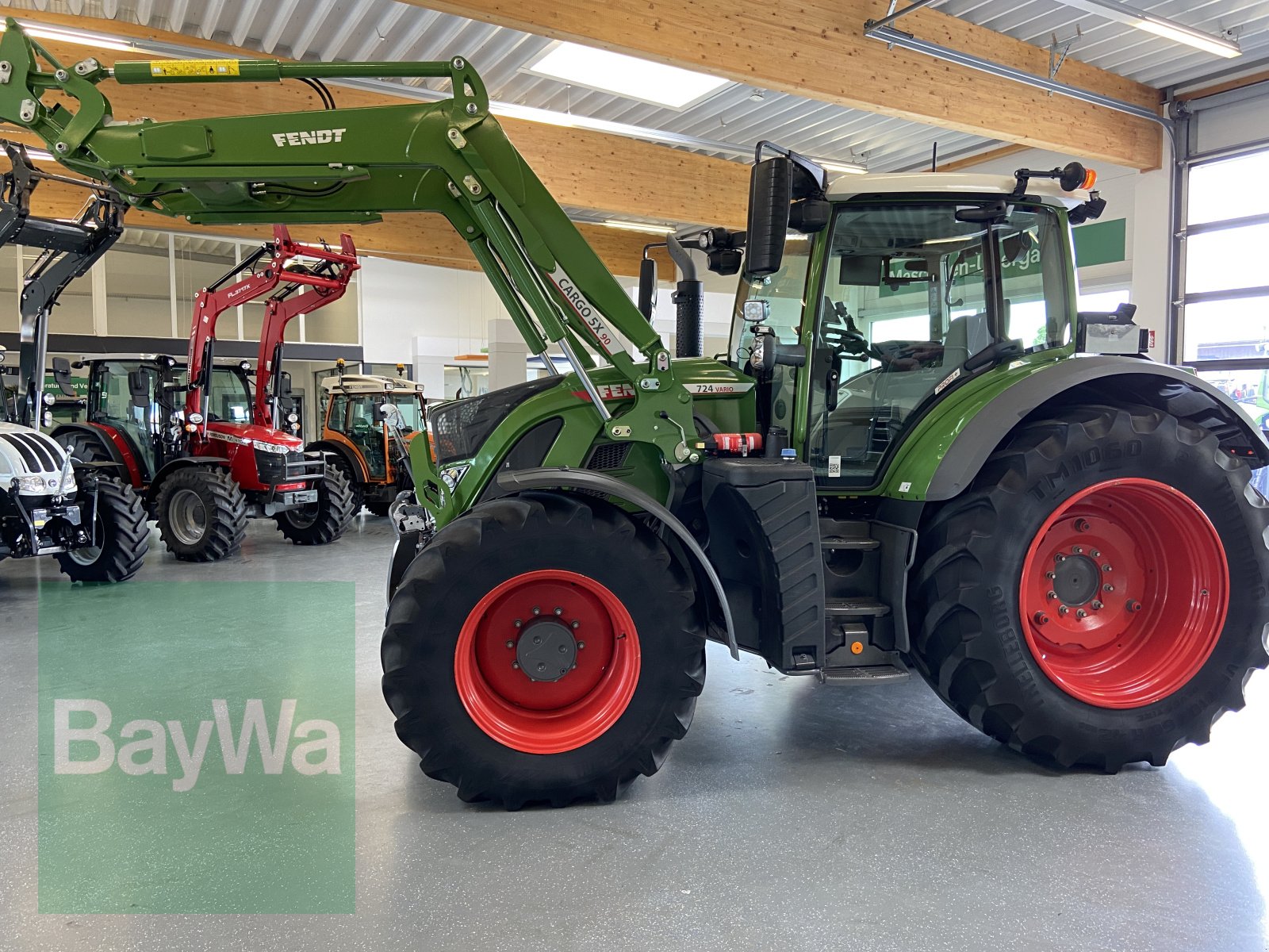 Traktor типа Fendt 724 Vario Gen 6 Profi Plus, Gebrauchtmaschine в Bamberg (Фотография 3)