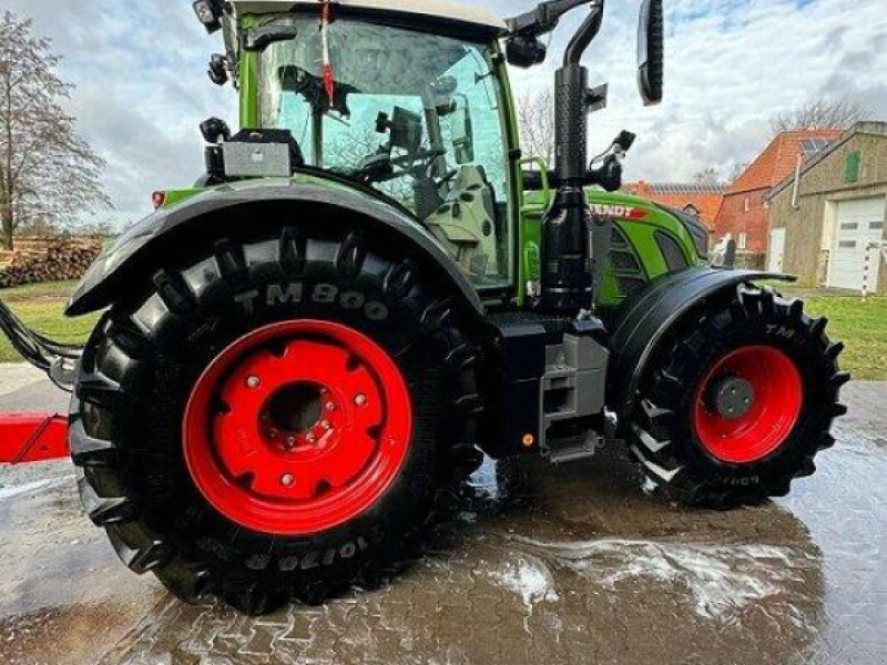 Traktor of the type Fendt 724 VARIO GEN-6 PROFI+ SET-2, Gebrauchtmaschine in Nienburg