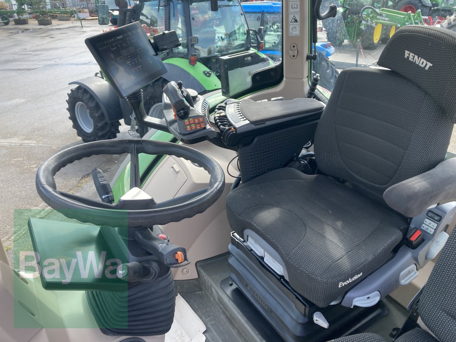 Traktor tipa Fendt 724 Vario Gen 6 ProfiPlus Setting 2 RTK Novatel, Gebrauchtmaschine u Dinkelsbühl (Slika 12)