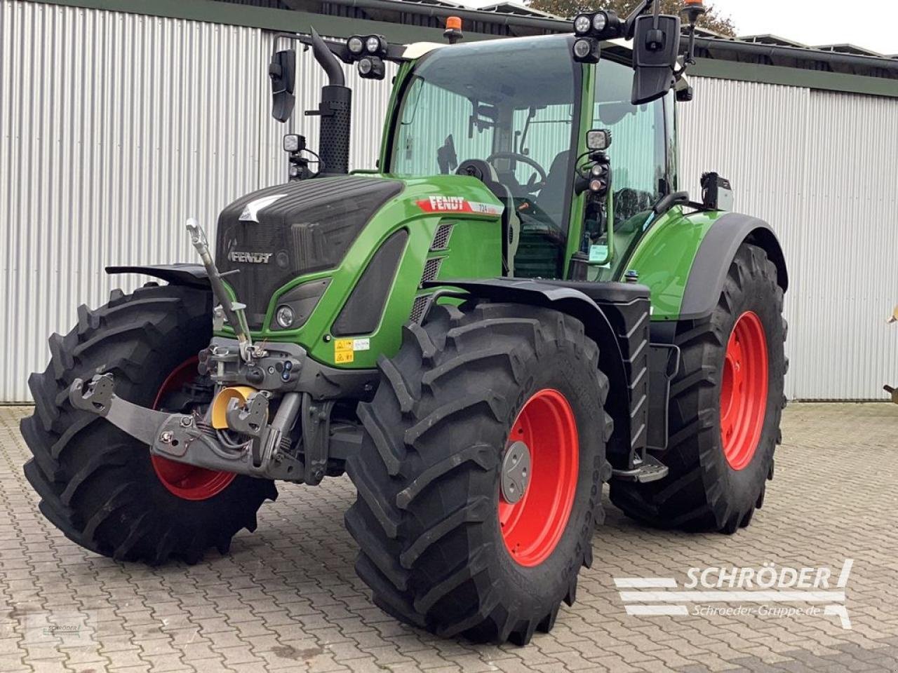 Traktor of the type Fendt 724 VARIO GEN6 POWER PLUS, Neumaschine in Lastrup (Picture 1)