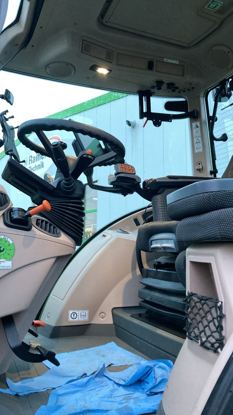 Traktor del tipo Fendt 724 Vario Gen6 Profi+, Gebrauchtmaschine en Lohe-Rickelshof (Imagen 8)