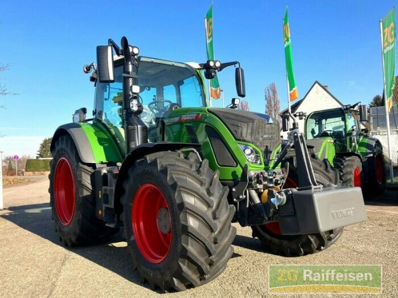 Traktor des Typs Fendt 724 Vario Gen6 Profi +, Gebrauchtmaschine in Bühl