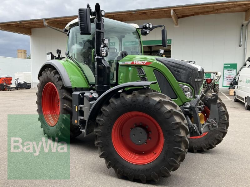 Traktor of the type Fendt 724 VARIO GEN6 PROFI PLUS, Gebrauchtmaschine in Ditzingen - Heimerdingen (Picture 3)