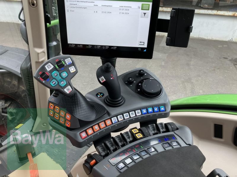 Traktor Türe ait Fendt 724 VARIO GEN6 PROFI PLUS, Gebrauchtmaschine içinde Ditzingen - Heimerdingen (resim 8)