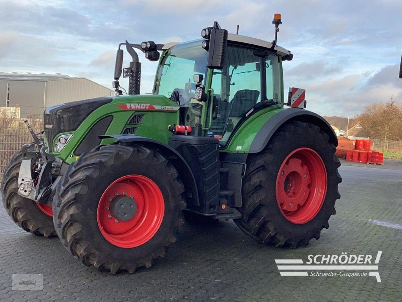 Traktor del tipo Fendt 724 VARIO GEN6 PROFI PLUS, Gebrauchtmaschine en Norden (Imagen 3)