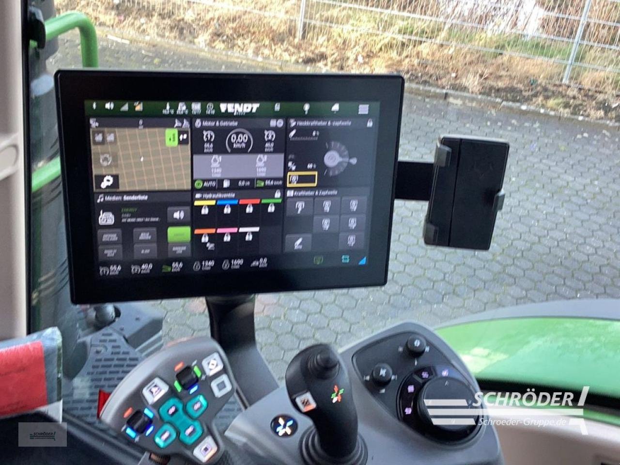 Traktor del tipo Fendt 724 VARIO GEN6 PROFI PLUS, Gebrauchtmaschine en Norden (Imagen 19)