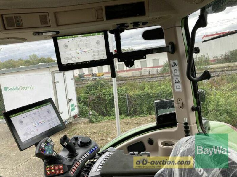 Traktor van het type Fendt 724 VARIO GEN6 PROFI+SET. 2, Gebrauchtmaschine in Obertraubling (Foto 8)