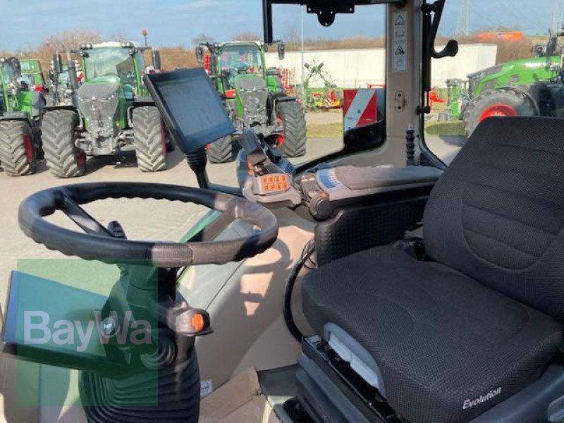 Traktor of the type Fendt 724 VARIO GEN6 PROFI+ SETT.2, Gebrauchtmaschine in Großweitzschen  (Picture 8)