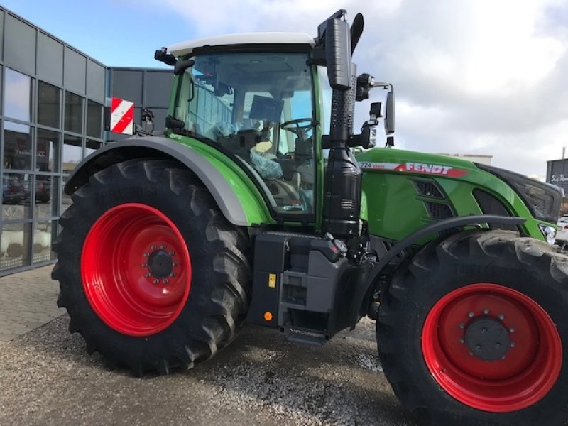 Traktor du type Fendt 724 Vario Gen6 Profi+ Setting2 Med vf dæk og Gps, Gebrauchtmaschine en Rødekro (Photo 2)