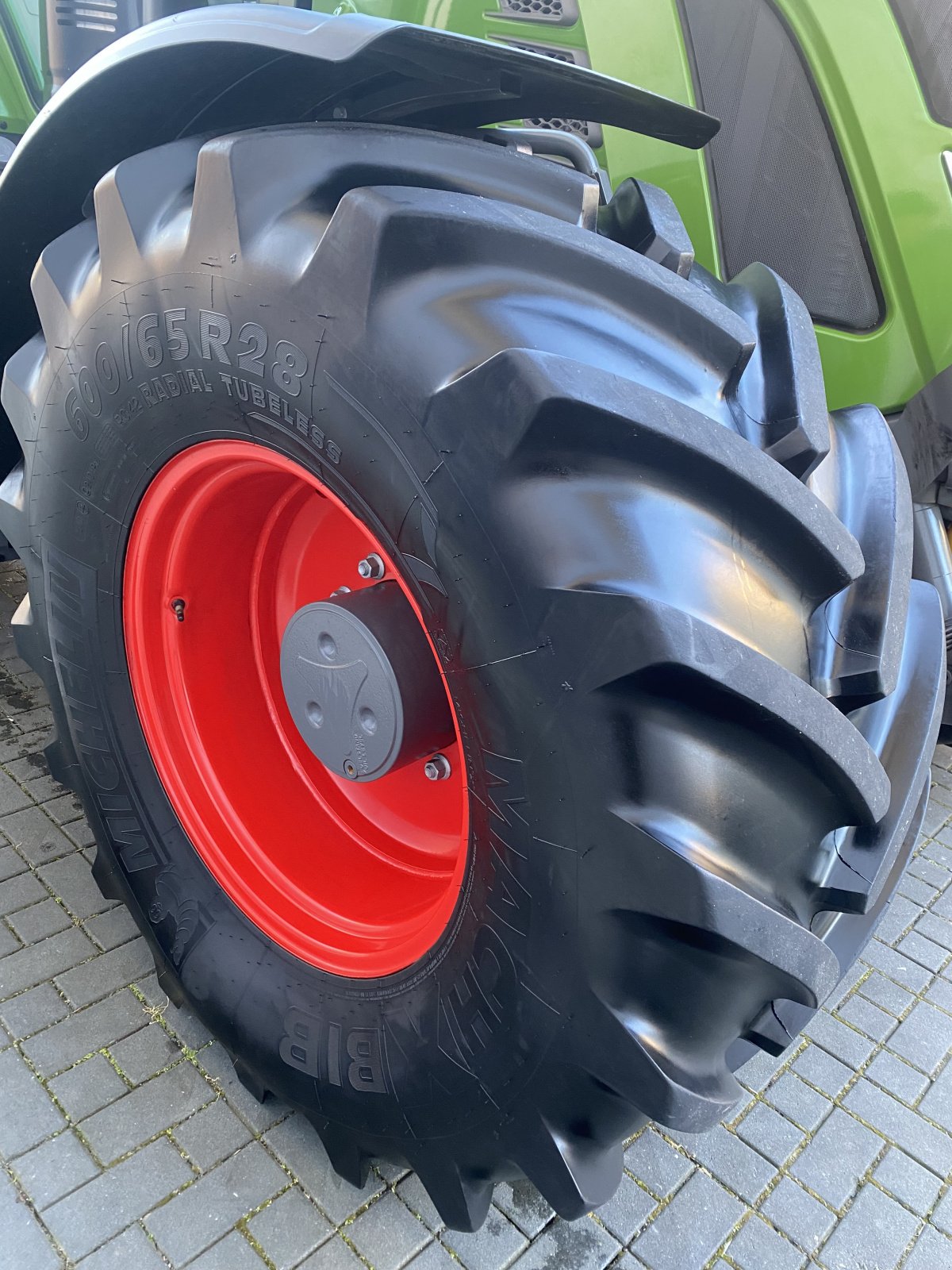 Traktor του τύπου Fendt 724 Vario Gen.6 Profi+ Setting2 Profiplus aus 2024, neuwertig, RTK, Infotainment, Evolution, 193 Ltr., Gebrauchtmaschine σε Weigendorf (Φωτογραφία 4)