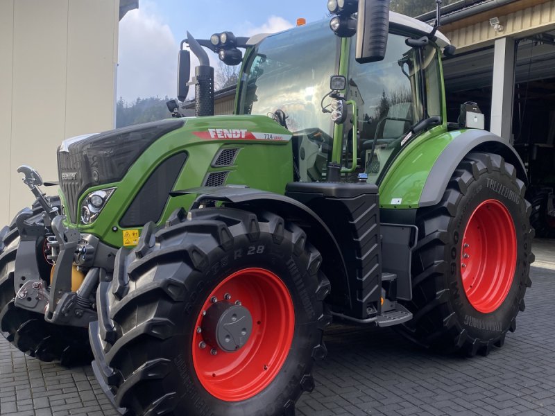 Traktor del tipo Fendt 724 Vario Gen.6 Profi+ Setting2 Profiplus, FZW, Lage/Entlastung, LED, RTK, SectionControl, Evolution, Gebrauchtmaschine en Weigendorf (Imagen 1)