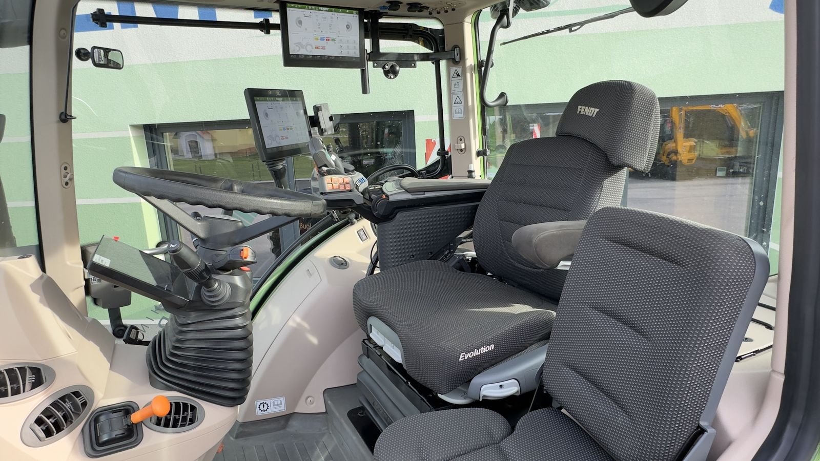 Traktor typu Fendt 724 Vario Gen6 Profi+ Setting2, Gebrauchtmaschine v Hürm (Obrázek 11)