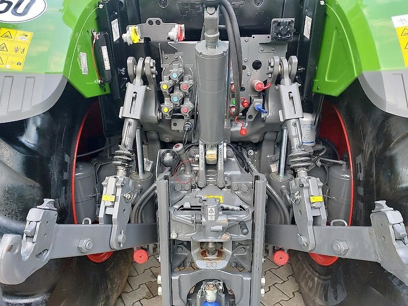 Traktor του τύπου Fendt 724 Vario GEN6 Profi+ Setting2, Gebrauchtmaschine σε Tirschenreuth (Φωτογραφία 8)