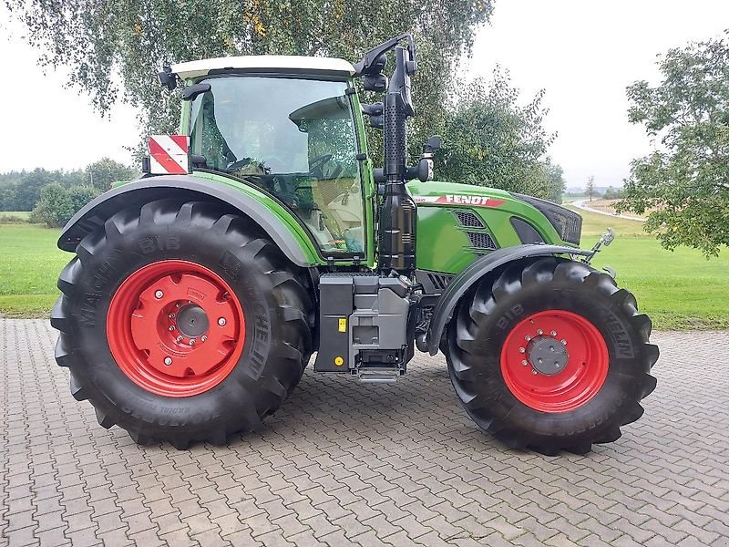 Traktor du type Fendt 724 Vario GEN6 Profi+ Setting2, Gebrauchtmaschine en Tirschenreuth (Photo 11)