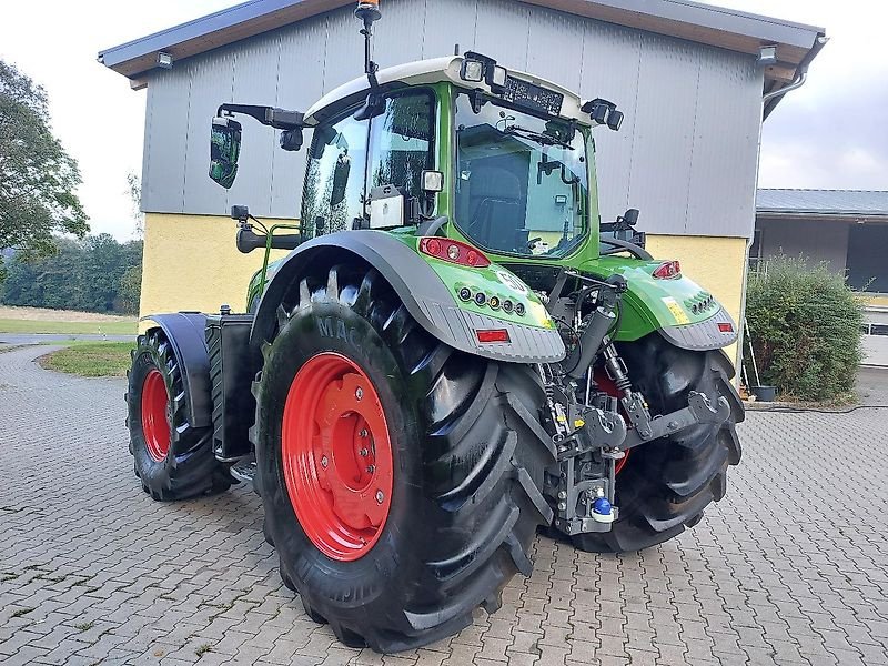 Traktor van het type Fendt 724 Vario GEN6 Profi+ Setting2, Gebrauchtmaschine in Tirschenreuth (Foto 5)