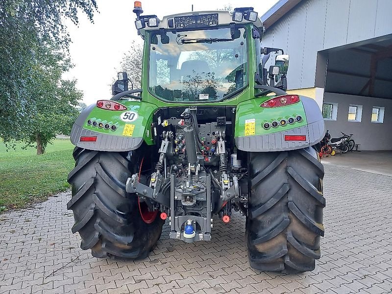 Traktor van het type Fendt 724 Vario GEN6 Profi+ Setting2, Gebrauchtmaschine in Tirschenreuth (Foto 7)