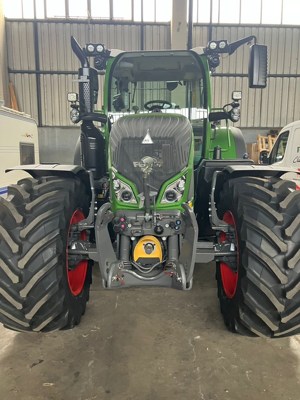 Traktor of the type Fendt 724 Vario Gen6 Profi+ Setting2, Neumaschine in Ebeleben (Picture 2)