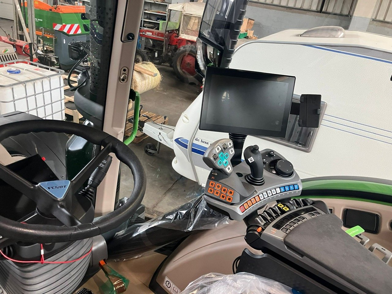 Traktor del tipo Fendt 724 Vario Gen6 Profi+ Setting2, Neumaschine en Ebeleben (Imagen 9)