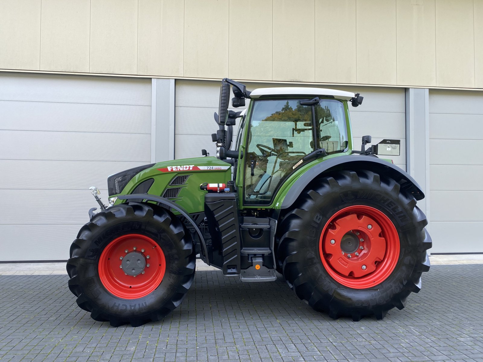 Traktor des Typs Fendt 724 Vario Gen.6 Profiplus Profi+ Setting2 RTK Infotainment 193 Ltr. Evolution Sitz, Gebrauchtmaschine in Weigendorf (Bild 21)