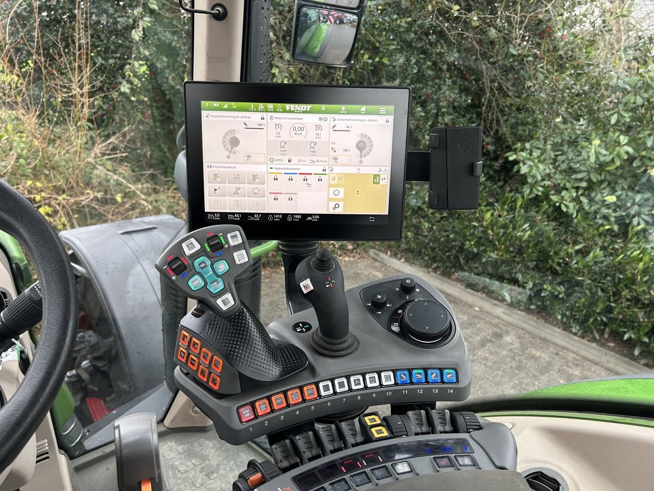 Traktor tip Fendt 724 Vario Gen6 ProfiPlus settin, Gebrauchtmaschine in Achterveld (Poză 11)