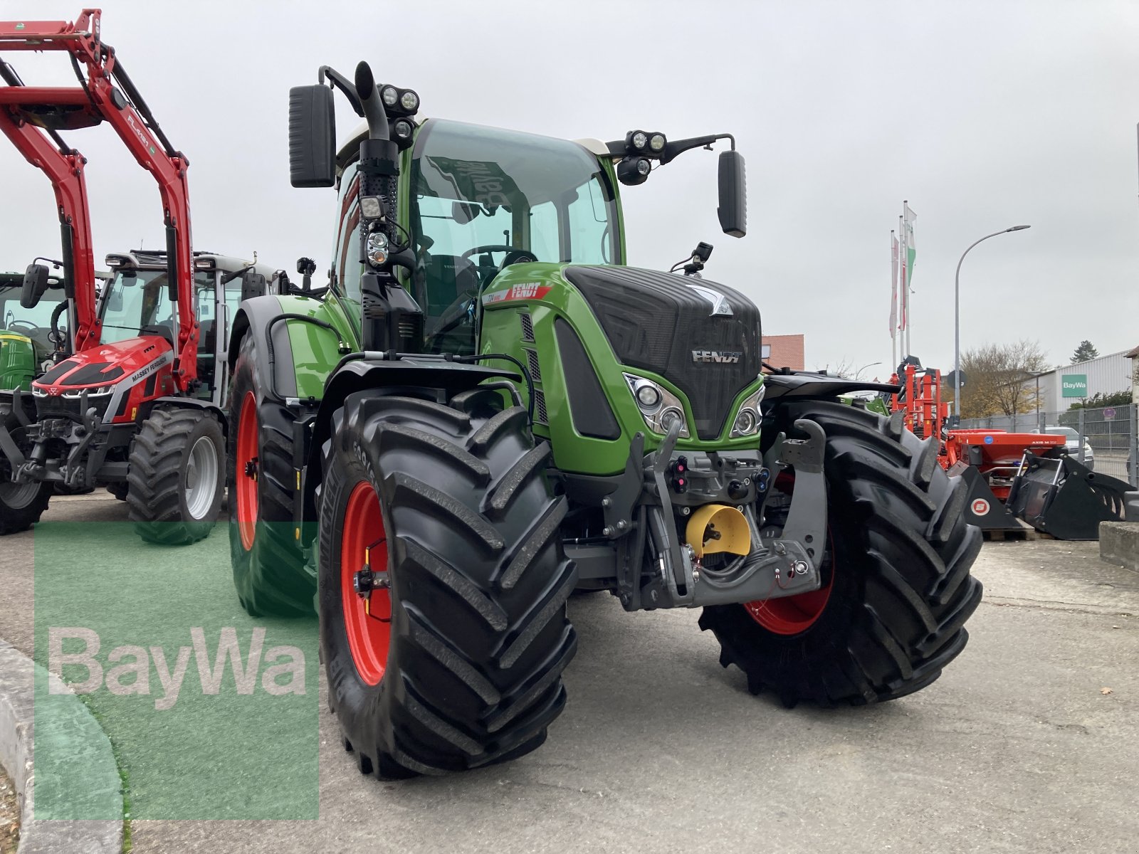 Traktor a típus Fendt 724 Vario Gen6 ProfiPlus Setting 2 + PTG Reifendruckregelanlage, Gebrauchtmaschine ekkor: Dinkelsbühl (Kép 2)