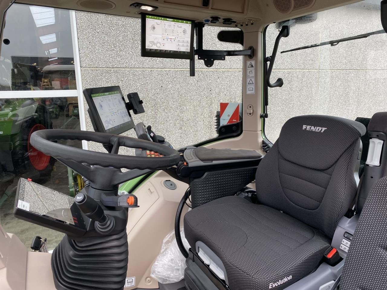 Traktor del tipo Fendt 724 VARIO GEN6, Gebrauchtmaschine In Holstebro (Immagine 5)