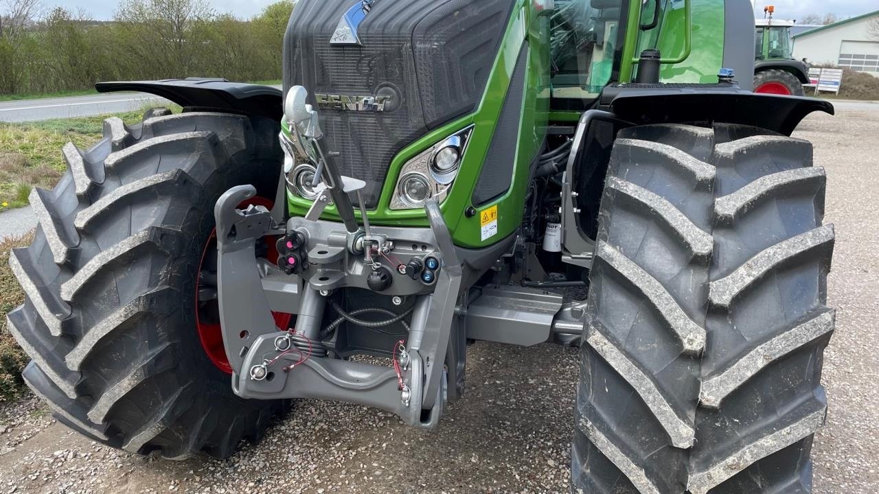 Traktor van het type Fendt 724 VARIO GEN6, Gebrauchtmaschine in Suldrup (Foto 2)