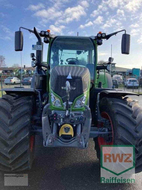 Traktor от тип Fendt 724 Vario Gen6, Gebrauchtmaschine в Wegberg (Снимка 2)