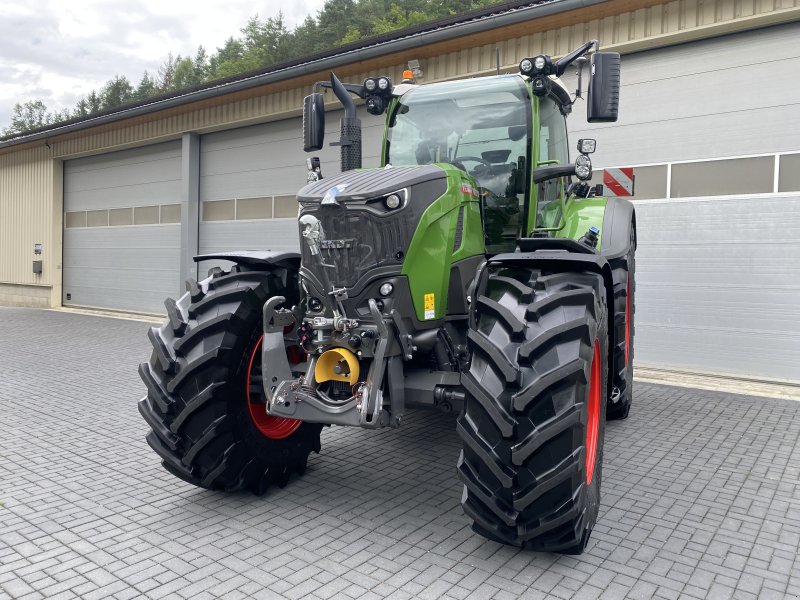 Traktor a típus Fendt 724 Vario Gen.7 Profi+ Setting2 Vollausstattung RTK LED Titanium 220 Ltr. ..., Gebrauchtmaschine ekkor: Weigendorf (Kép 1)