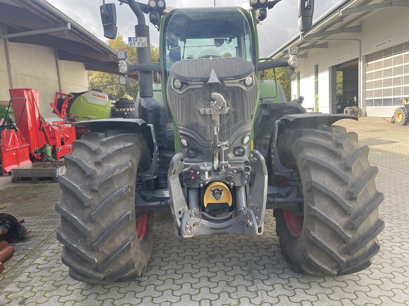 Traktor типа Fendt 724 Vario Gen7 Profi+ Setting2, Gebrauchtmaschine в Voitze (Фотография 2)