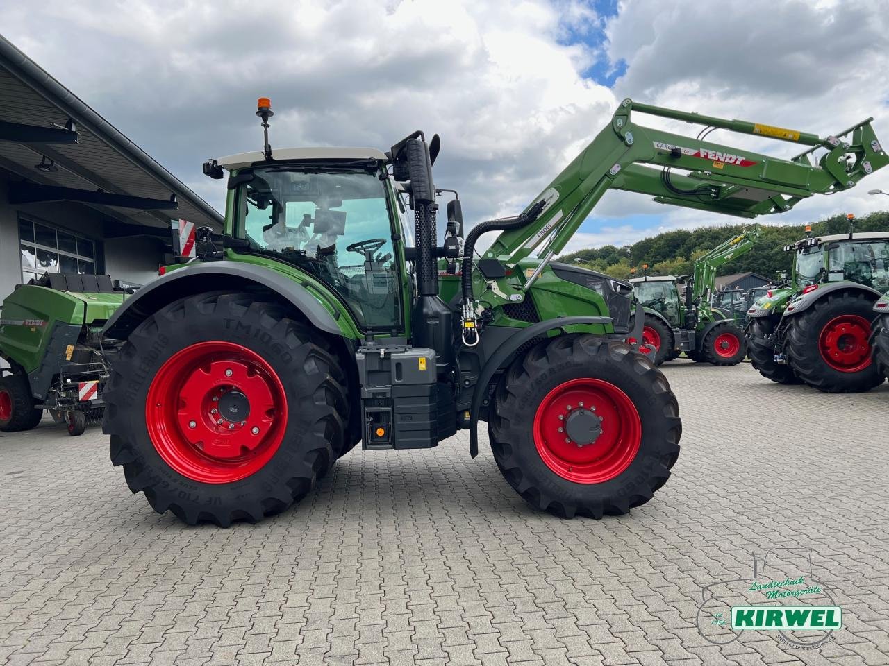 Traktor tip Fendt 724 Vario Gen7, Gebrauchtmaschine in Blankenheim (Poză 7)