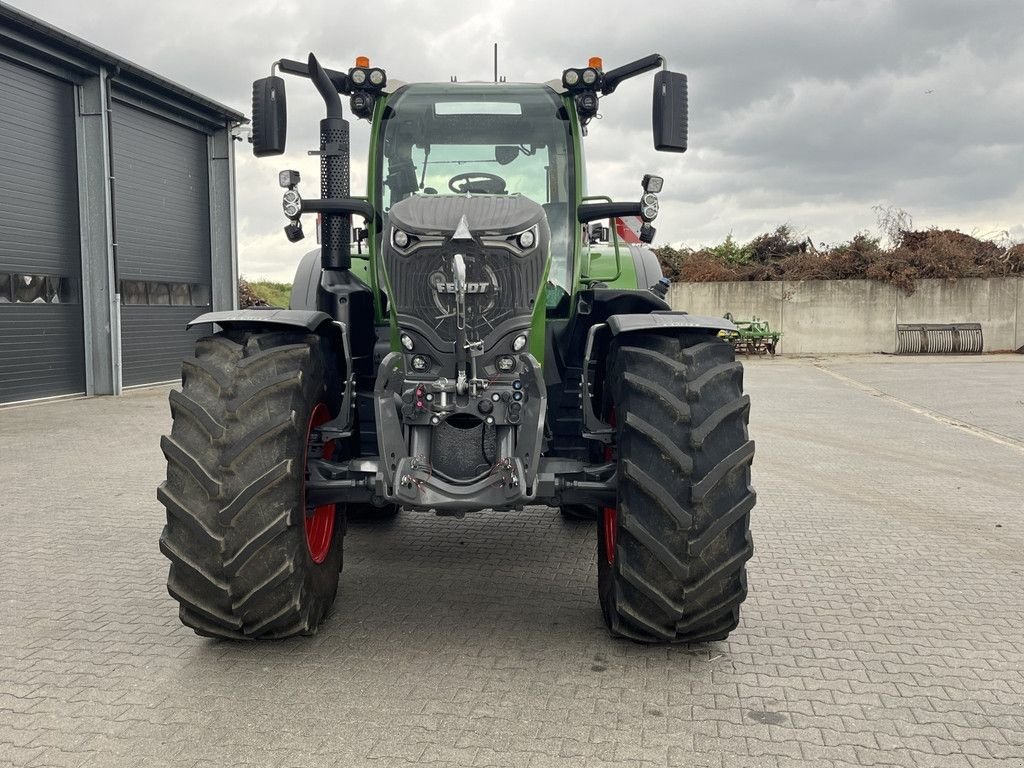 Traktor типа Fendt 724 Vario Gen7, Gebrauchtmaschine в Hapert (Фотография 5)