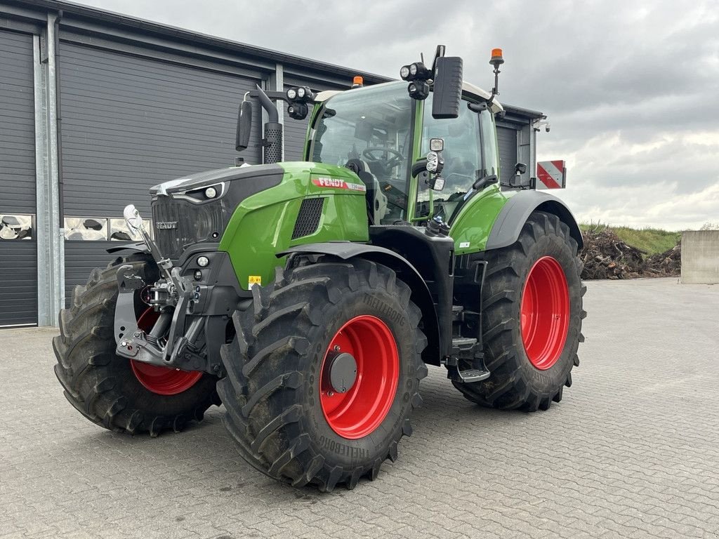 Traktor van het type Fendt 724 Vario Gen7, Gebrauchtmaschine in Hapert (Foto 1)