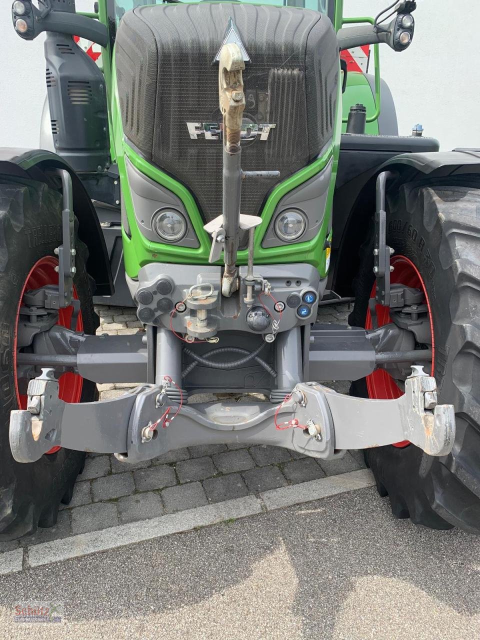 Traktor of the type Fendt 724 Vario Power Plus GPS, Gebrauchtmaschine in Schierling (Picture 8)