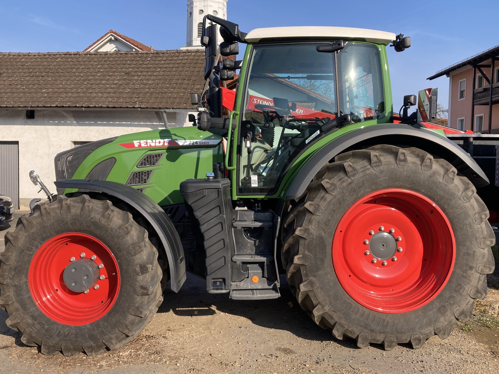 Traktor Türe ait Fendt 724 Vario Power, Gebrauchtmaschine içinde Bodenwöhr/ Taxöldern (resim 2)