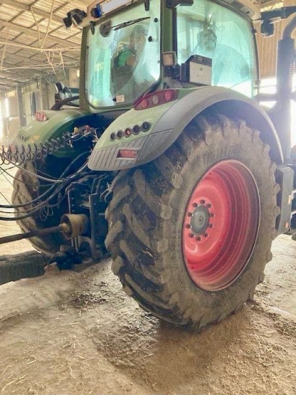 Traktor типа Fendt 724 Vario Power, Gebrauchtmaschine в Liebenwalde (Фотография 3)