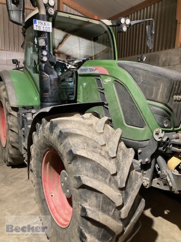 Traktor des Typs Fendt 724 Vario Power, Gebrauchtmaschine in Weimar-Niederwalgern (Bild 2)